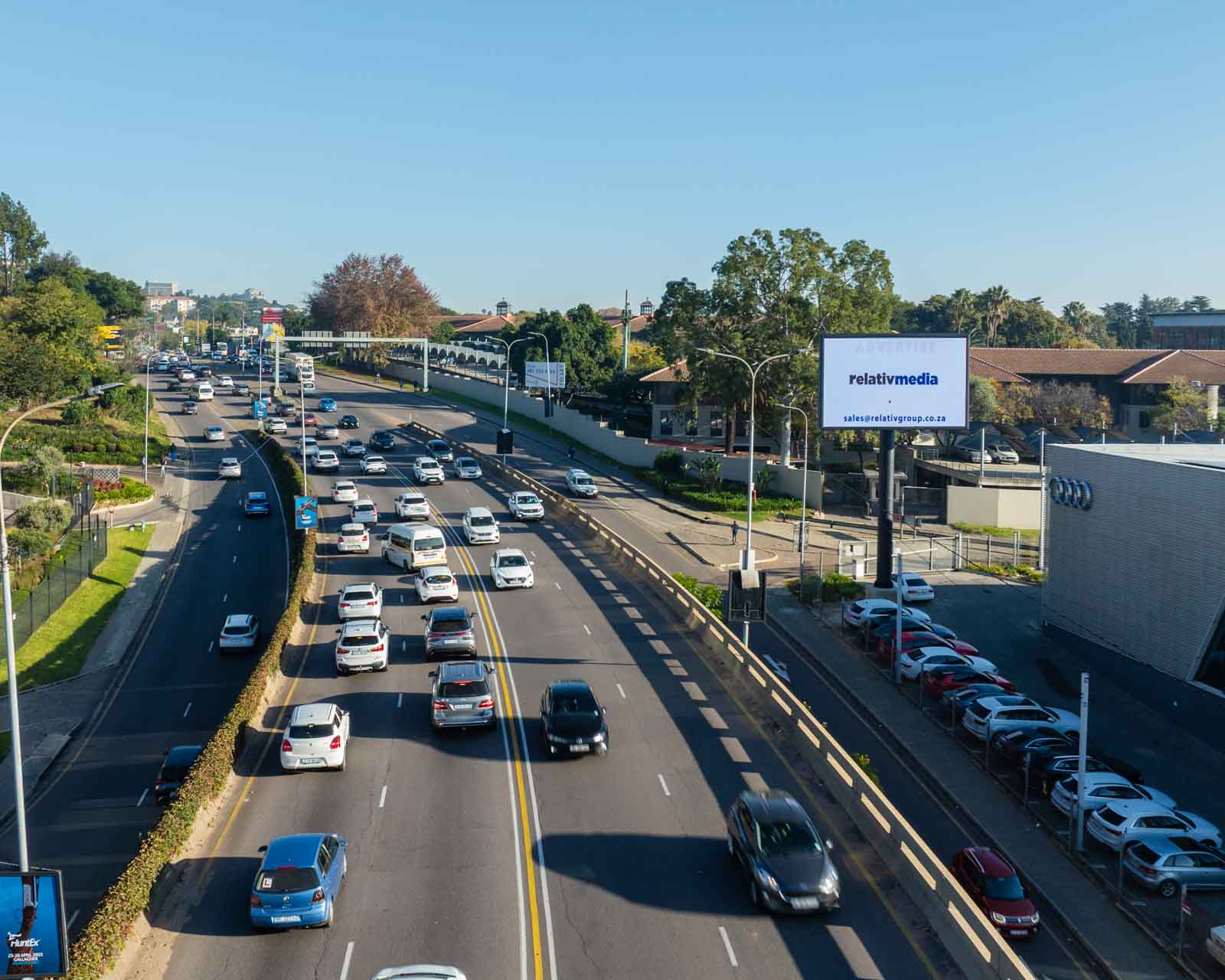 digital-led-supplier pixel-labs LED-partner digital-screen billboard digital-solution
